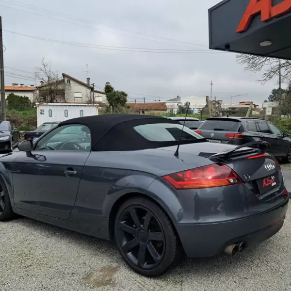 Audi TT Roadster 2010 - 13990 EUR, 164000 km - 164000km - foto 5 de 13