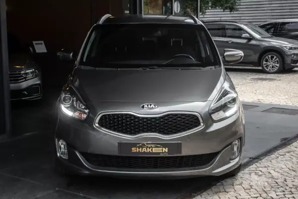 Kia Carens 2015 - 9900 EUR, 221885 km - 221885km - foto 6 de 36