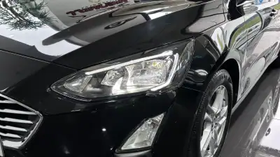 Ford Focus SW 2021 - 12999 EUR, 160121 km - AUTO.MOTO.pt - 160121km - foto 3 de 31