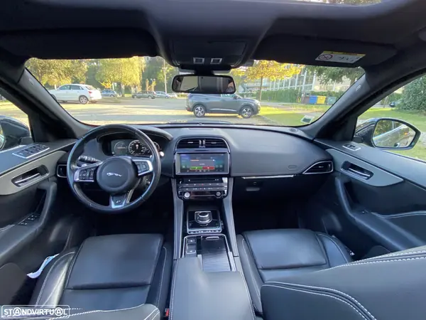 Jaguar F-Pace 2017 - 22500 EUR, 160000 km - AUTO.MOTO.pt - 160000km - foto 14 de 14
