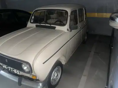Renault 4 1985 - 4750 EUR, 170000 km - AUTO.MOTO.pt - 170000km - foto 2 de 7
