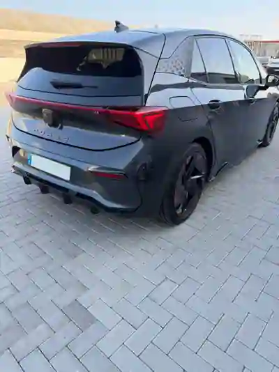Cupra Born 2022 — foto 3 de 14