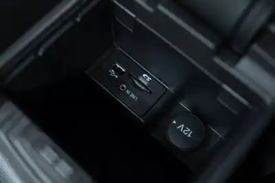 Ford Focus 2016 - 42950 EUR, 61000 km - AUTO.MOTO.pt - 61000km - foto 48 de 49