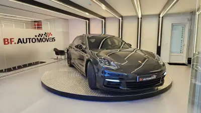 Porsche Panamera Sport Turismo 2018 - 71900 EUR, 135500 km - AUTO.MOTO.pt - 135500km - foto 7 de 49