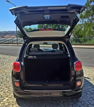 Fiat 500L 2013 - 7500 EUR, 160000 km - AUTO.MOTO.pt - 160000km - foto 21 de 29