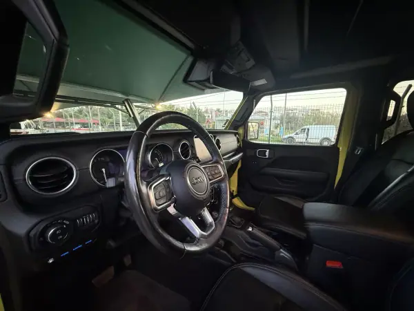 Jeep Wrangler Unlimited 2023 - 76900 EUR, 45271 km - AUTO.MOTO.pt - 45271km - foto 7 de 24