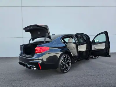 BMW 520 2019 - 30990 EUR, 98500 km - AUTO.MOTO.pt - 98500km - foto 10 de 44