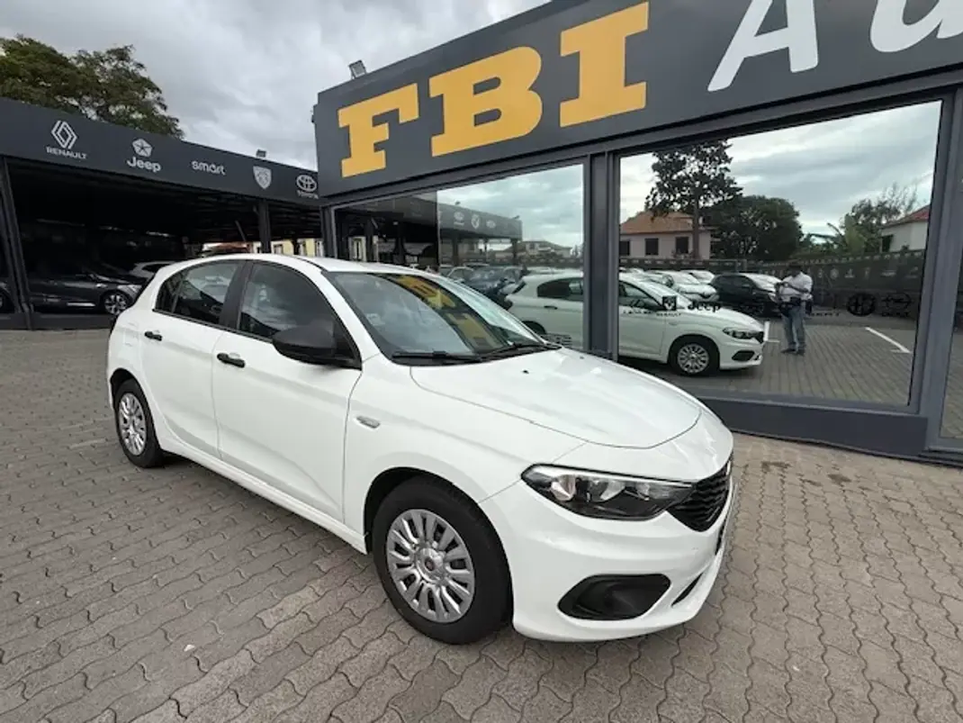 Fiat Tipo 2020 - 14900 EUR, 66570 km - AUTO.MOTO.pt - 66570km - foto 5 de 11