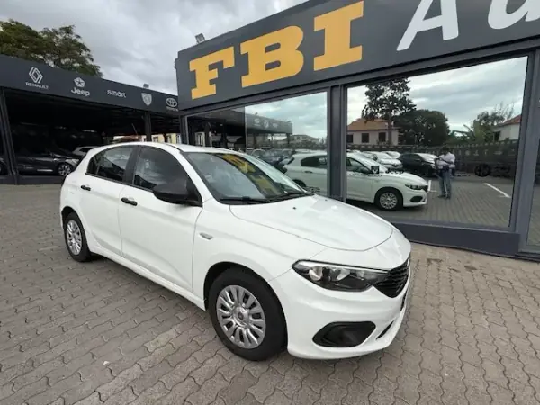 Fiat Tipo 2020 - 14900 EUR, 66570 km - AUTO.MOTO.pt - 66570km - foto 5 de 11