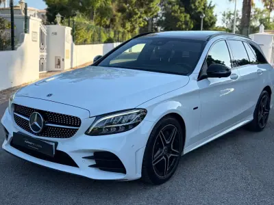 Mercedes-Benz C 300 2020 - 28999 EUR, 120000 km - 120000km - foto 1 de 17