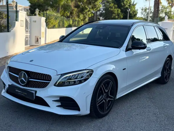 Mercedes-Benz C 300 2020 - 120000km