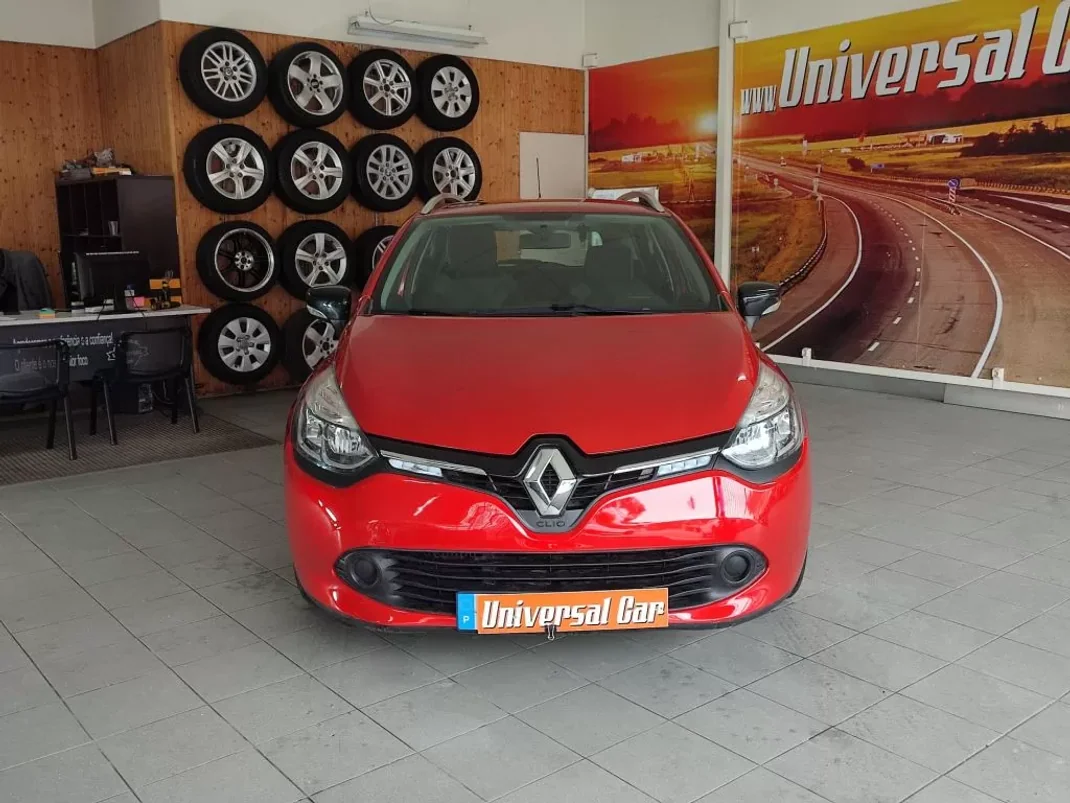 Renault Clio Sport Tourer 2014 - 11900 EUR, 162000 km - AUTO.MOTO.pt - 162000km - foto 2 de 11
