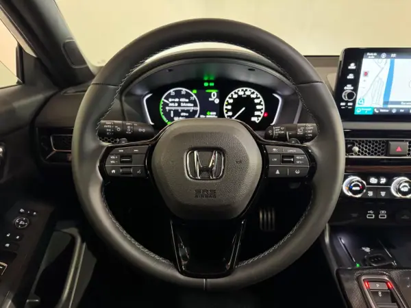Honda Civic 2025 - 43000 EUR, 100 km - AUTO.MOTO.pt - 100km - foto 9 de 25