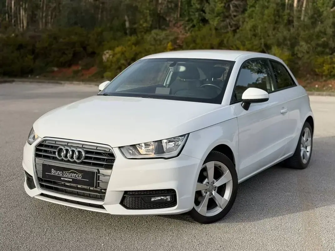 Audi A1 2017 - 12900 EUR, 164200 km - AUTO.MOTO.pt - 164200km - foto 1 de 22