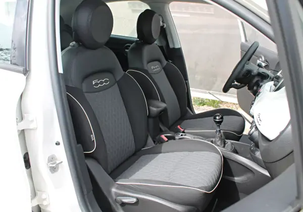 Fiat 500X 2019 - 13900 EUR, 122366 km - AUTO.MOTO.pt - 122366km - foto 13 de 22