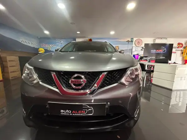 Nissan Qashqai 2015 - 16500 EUR, 120056 km - AUTO.MOTO.pt - 120056km - foto 2 de 22