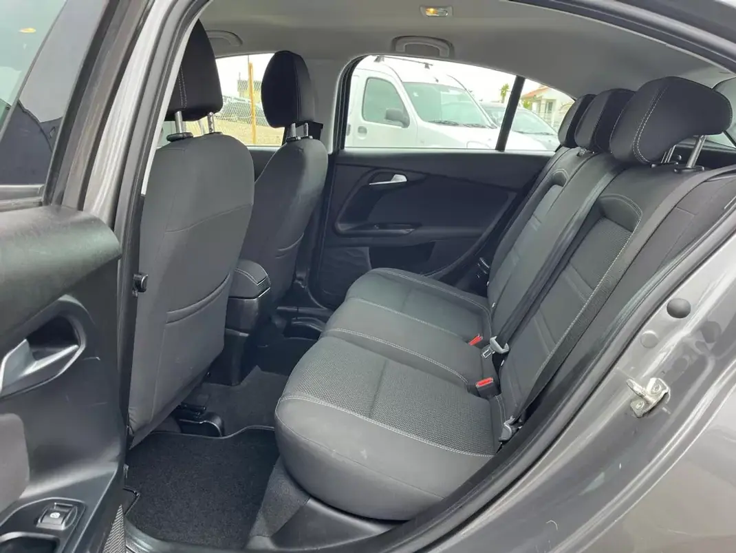 Fiat Tipo 2021 - 11900 EUR, 116480 km - AUTO.MOTO.pt - 116480km - foto 27 de 34