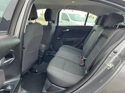 Fiat Tipo 2021 - 11900 EUR, 116480 km - AUTO.MOTO.pt - 116480km - foto 27 de 34