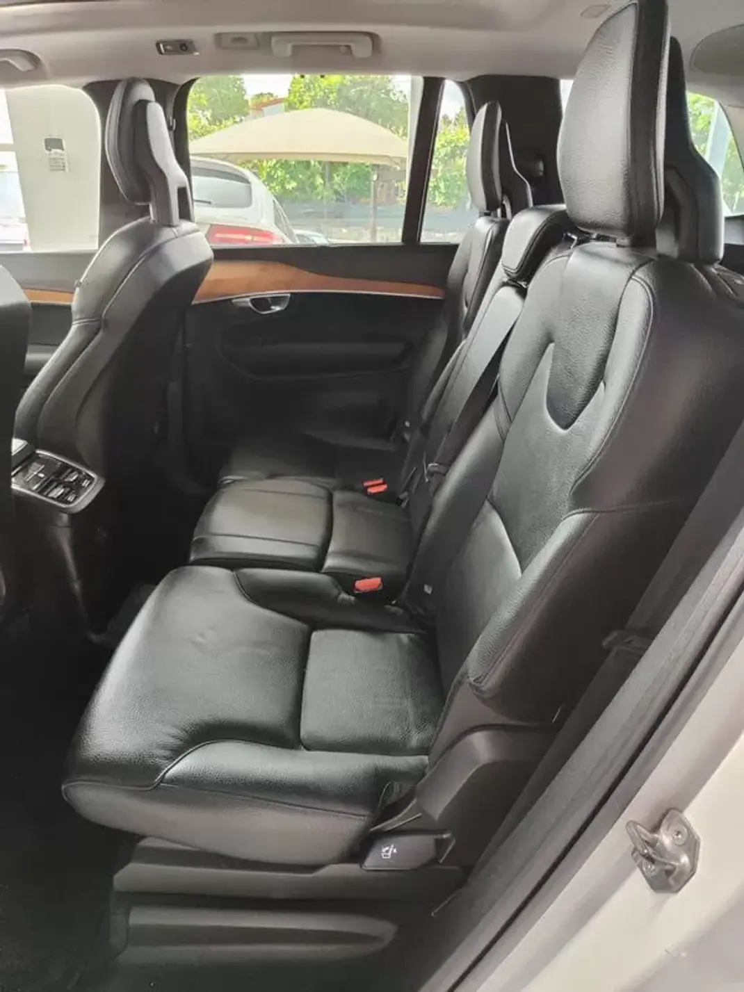 Volvo XC 90 2021 - 49950 EUR, 70500 km - AUTO.MOTO.pt - 70500km - foto 14 de 41