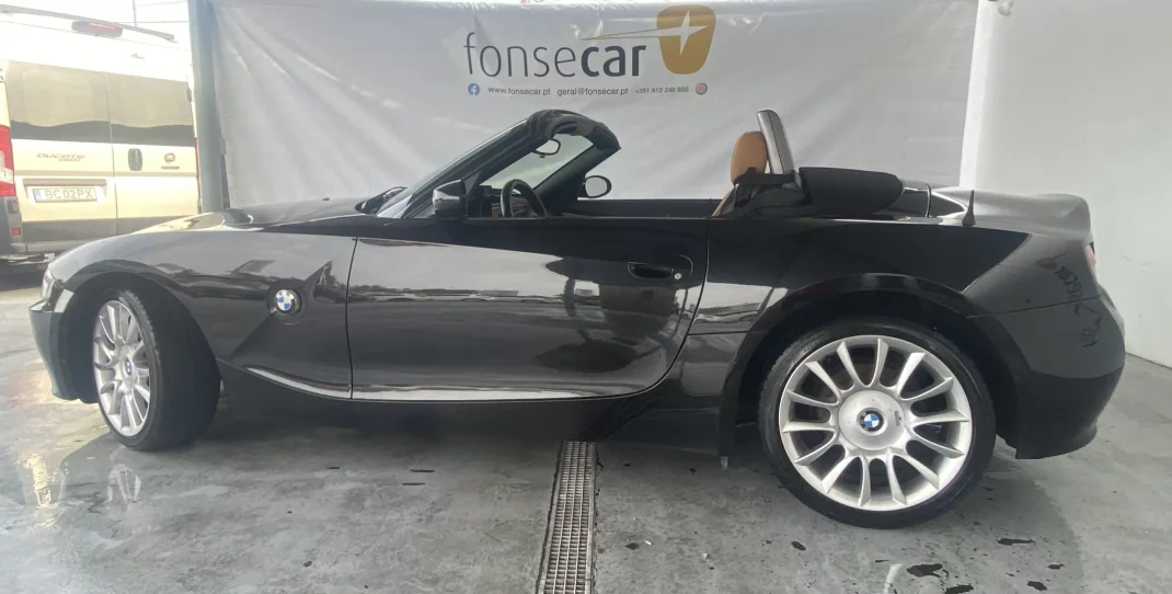 BMW Z4 2006 - 13990 EUR, 229825 km - AUTO.MOTO.pt - 229825km - foto 8 de 19