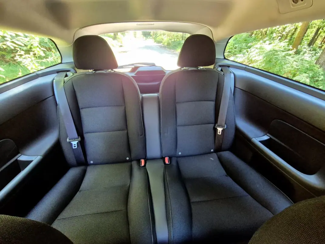 Volvo C30 2011 - 7750 EUR, 179000 km - AUTO.MOTO.pt - 179000km - foto 21 de 28