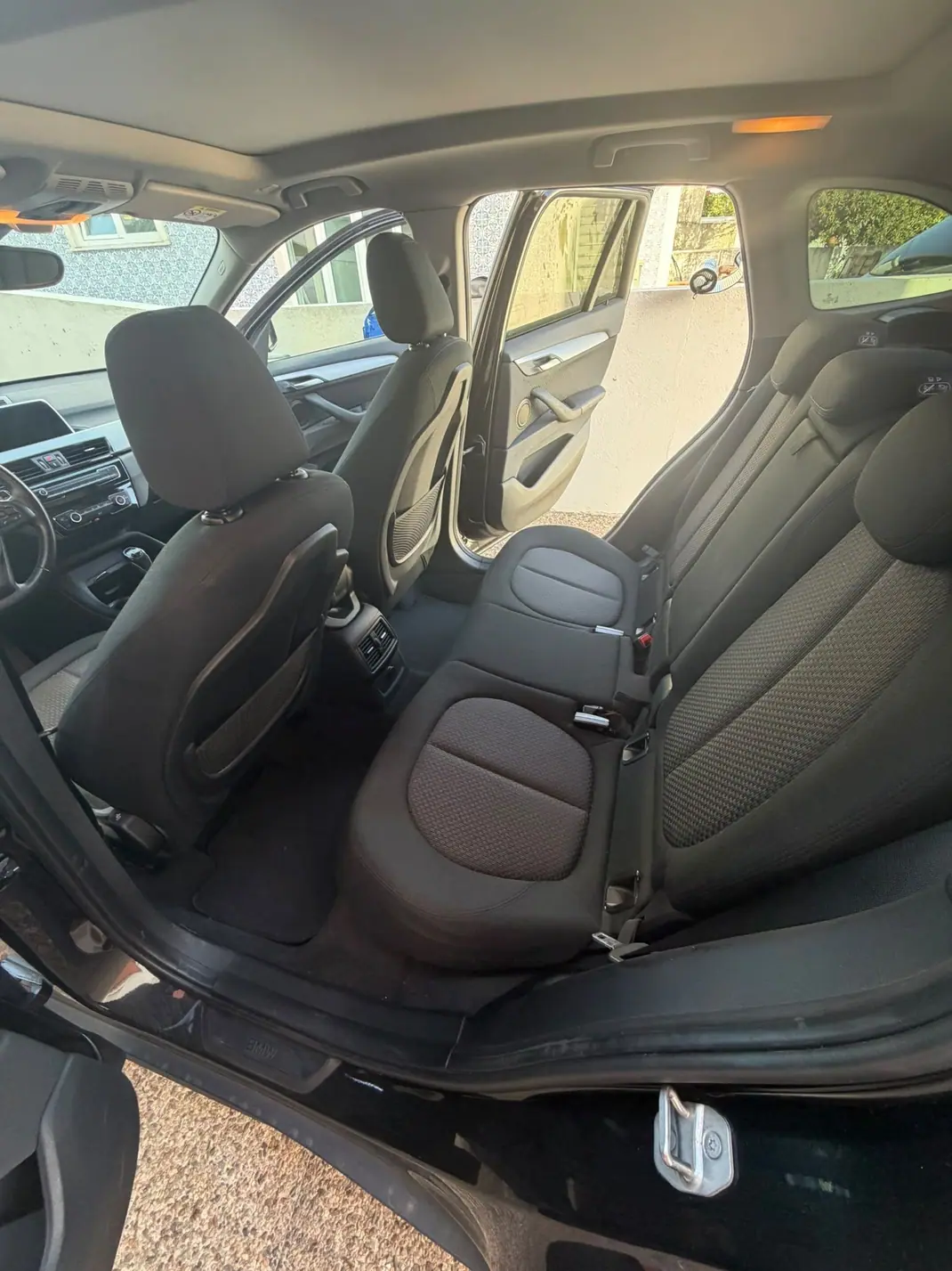 BMW X1 2017 - 17000 EUR, 165000 km - 165000km - foto 9 de 14