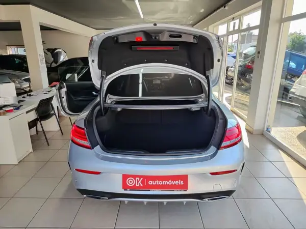 Mercedes-Benz C 250 2016 - 25990 EUR, 219000 km - AUTO.MOTO.pt - 219000km - foto 7 de 38