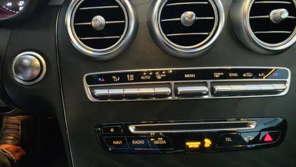 Mercedes-Benz C 250 2018 - 23900 EUR, 230857 km - 230857km - foto 38 de 48