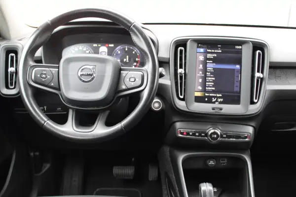 Volvo XC 40 2019 - 18900 EUR, 212000 km - AUTO.MOTO.pt - 212000km - foto 19 de 30