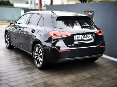 Mercedes-Benz A 250e 2021 - 24950 EUR, 75733 km - foto 3 de 15