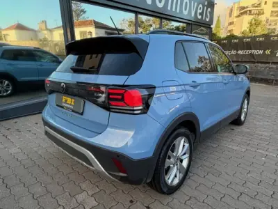 Volkswagen T-Cross 2024 - 22900 EUR, 47800 km - AUTO.MOTO.pt - 47800km - foto 8 de 12