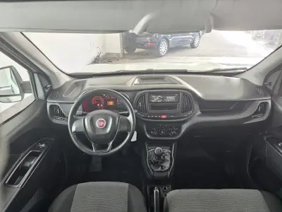 Fiat DOBLO CARGO 1.3 MULTIJET EASY 2018 - 10250 EUR, 177400 km - AUTO.MOTO.pt - 177400km - foto 24 de 26