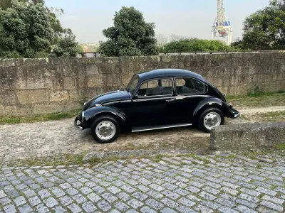 Volkswagen Carocha Cabrio 1972 - 8900 EUR, 84000 km - AUTO.MOTO.pt - 84000km - foto 10 de 29