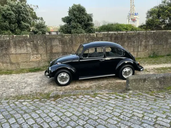 Volkswagen Carocha Cabrio 1972 - 8900 EUR, 84000 km - AUTO.MOTO.pt - 84000km - foto 10 de 29