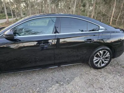 Peugeot 508 2020 - 20900 EUR, 76480 km - AUTO.MOTO.pt - 76480km - foto 43 de 95