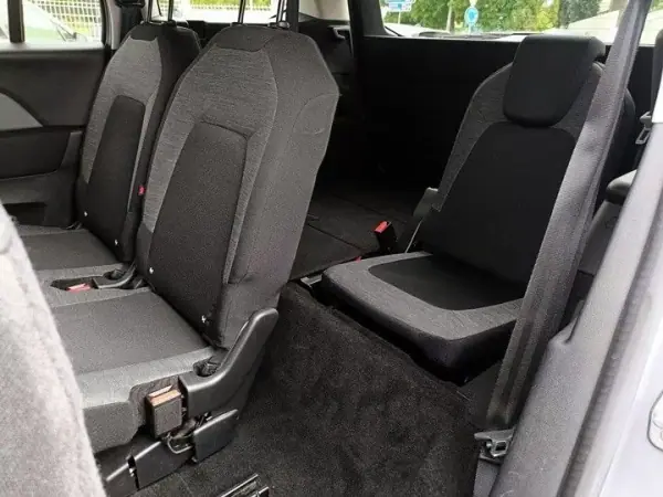 Citroën C4 Spacetourer 2019 - 19900 EUR, 90359 km - AUTO.MOTO.pt - 90359km - foto 16 de 27