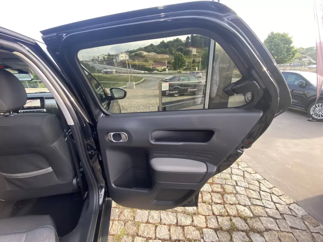 Citroën C4 Cactus 2019 - 18750 EUR, 72912 km - AUTO.MOTO.pt - 72912km - foto 42 de 54