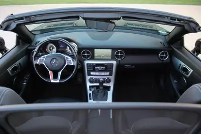 Mercedes-Benz SLK 250 2015 - 22990 EUR, 203350 km - 203350km - foto 8 de 32