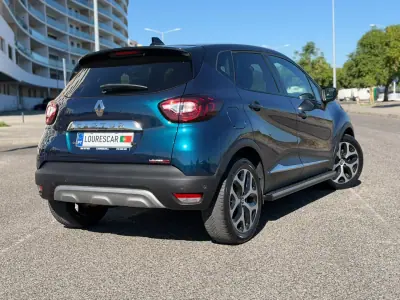 Renault Captur 2018 — foto 6 de 49