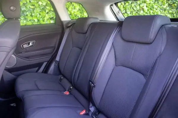Land Rover Range Rover Evoque 2018 - 20900 EUR, 98000 km - AUTO.MOTO.pt - 98000km - foto 13 de 17