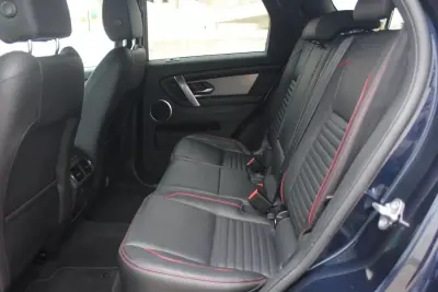 Land Rover Discovery Sport 2022 - 39780 EUR, 56494 km - AUTO.MOTO.pt - 56494km - foto 30 de 53