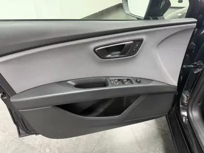 SEAT Leon 2018 - 12490 EUR, 159000 km - 159000km - foto 28 de 38