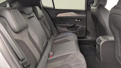 Peugeot 408 2024 - 33750 EUR, 2992 km - AUTO.MOTO.pt - 2992km - foto 15 de 19