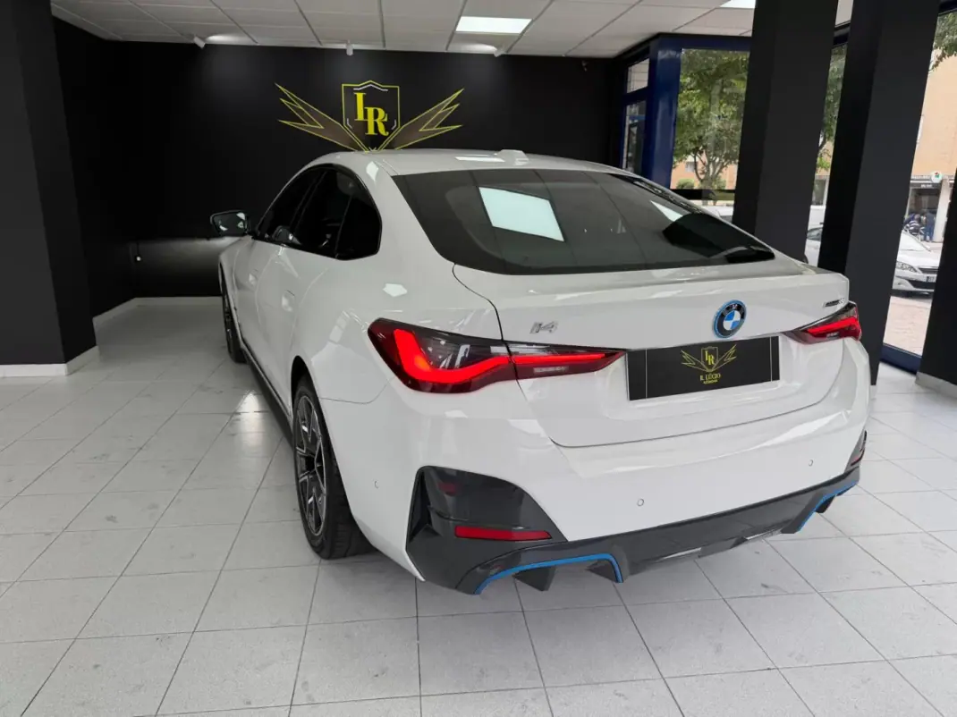 BMW i4 2024 - 43000 EUR, 42572 km - AUTO.MOTO.pt - 42572km - foto 35 de 39