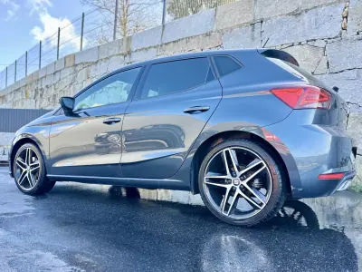 SEAT Ibiza 2021 - 16500 EUR, 77000 km - AUTO.MOTO.pt - 77000km - foto 2 de 30