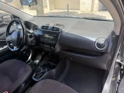 Mitsubishi Space Star 2014 - 6750 EUR, 107000 km - AUTO.MOTO.pt - 107000km - foto 18 de 34