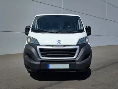 Peugeot Boxer 2020 - 14500 EUR, 149900 km - AUTO.MOTO.pt - 149900km - foto 2 de 19