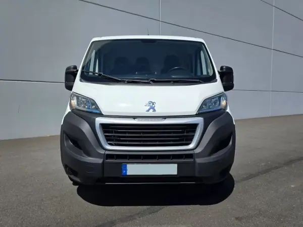 Peugeot Boxer 2020 - 14500 EUR, 149900 km - AUTO.MOTO.pt - 149900km - foto 2 de 19
