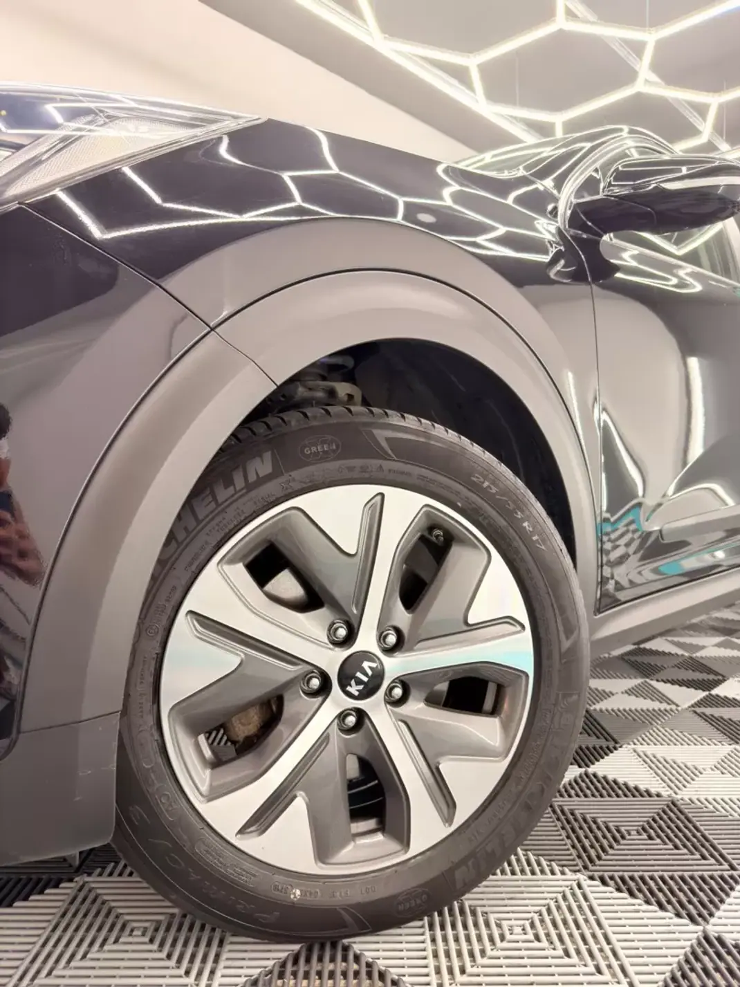 Kia e-Niro 2020 - 19750 EUR, 76000 km - 76000km - foto 3 de 22