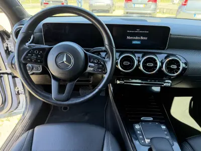 Mercedes-Benz A 180 2020 - 23900 EUR, 140000 km - AUTO.MOTO.pt - 140000km - foto 8 de 13